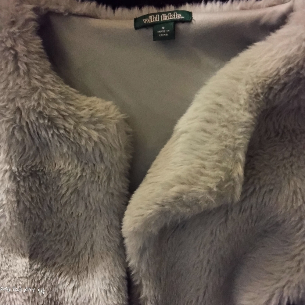 Wild Fable Gray Faux Fur Open Bolero Coat - Picture 2 of 10
